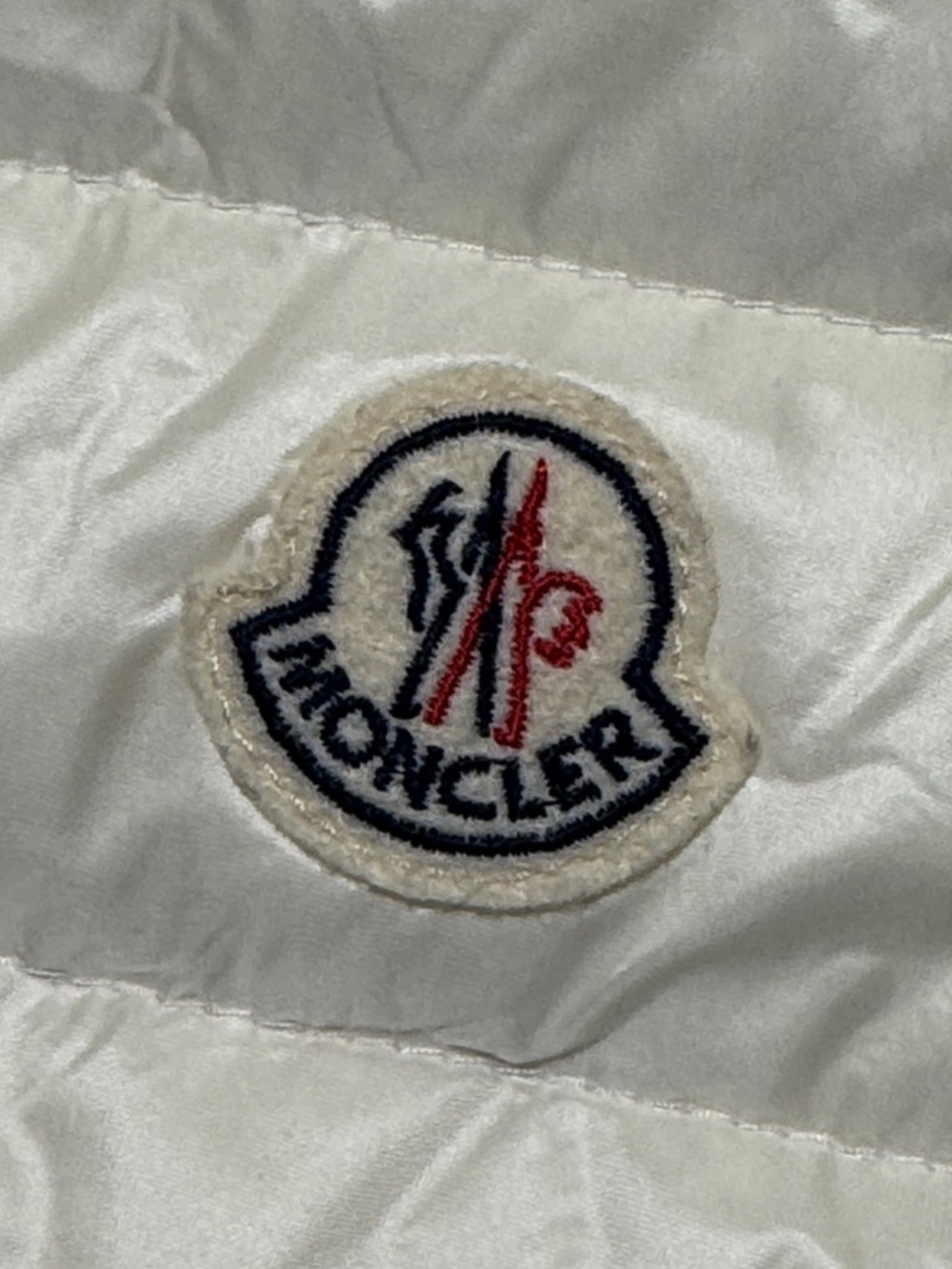 MONCLER Longue Saison Ivory Cream Quilted Down Vest Snap Closure Lightweight 2/M - Picture 2 of 16